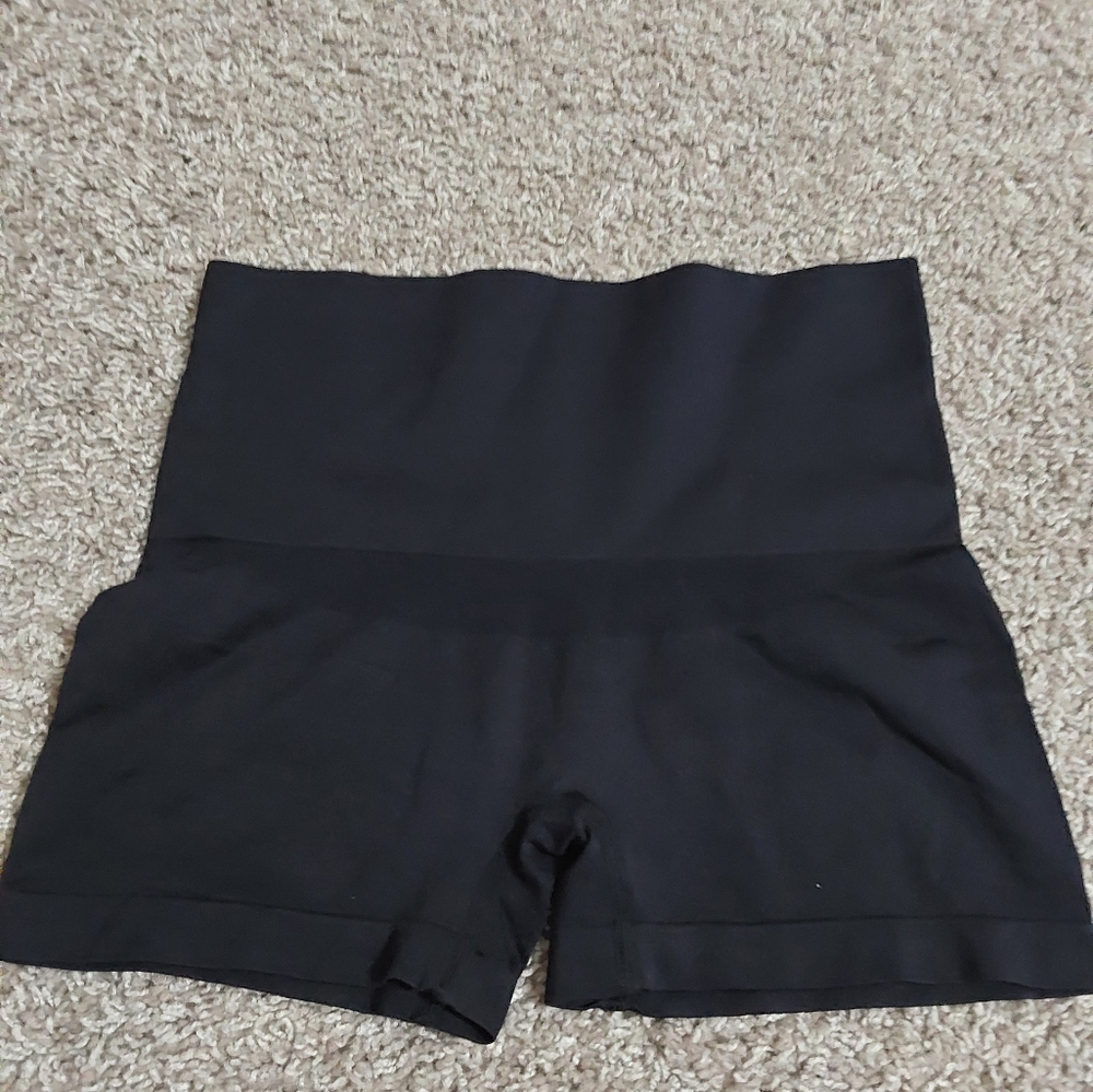 EMPETUA spandex